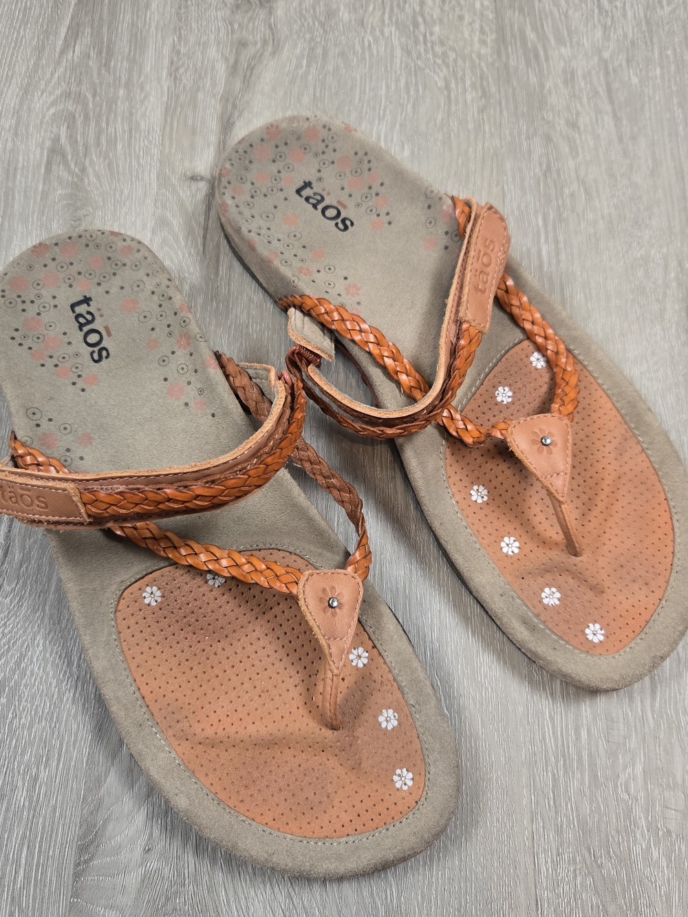 Taos Gift 2 Floral Braided Strap Sandals Orange & Brown US 8